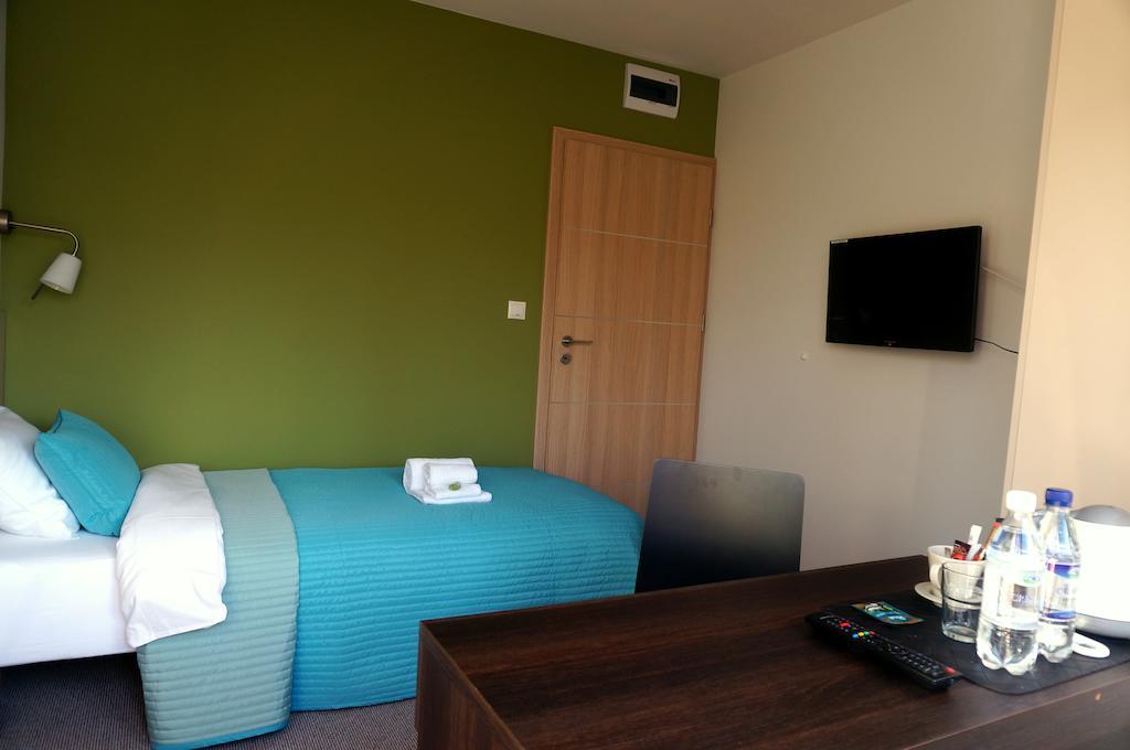 Villa Modlin Airport Nowy Dwór Mazowiecki Zimmer foto